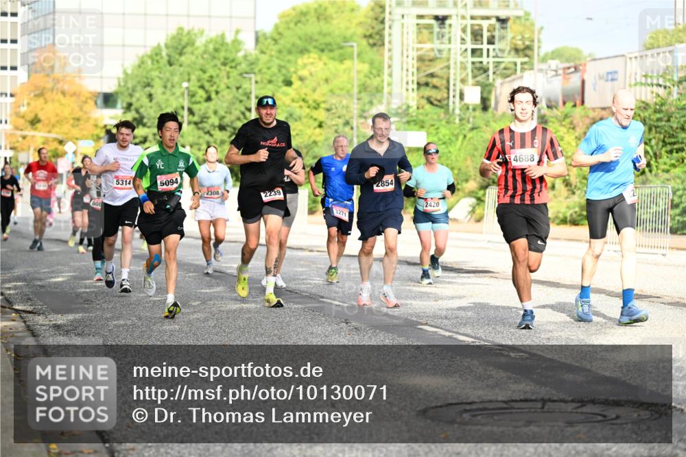 06.09.2026 - CURREX Alsterlauf Dr. Thomas Lammeyer http://msf.ph/oto/10130071 06.09.2026 09:52:13 Laufen 808, 5314, 5094, 2308, 2239, 3271, 2854, 2420, 4688 meine-sportfotos.de