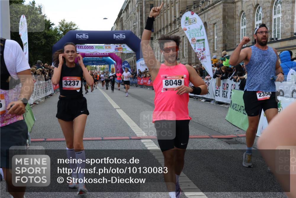 06.09.2026 - CURREX Alsterlauf Strokosch-Dieckow http://msf.ph/oto/10130083 06.09.2026 09:51:13 Ziel 2358, 3237, 4681, 4696, 4895, 5551, 5609, 5642, 5829, 5977, 6190, 6204, 6327, 6399, 8049, 8195 meine-sportfotos.de