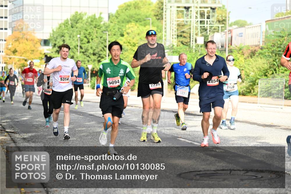 06.09.2026 - CURREX Alsterlauf Dr. Thomas Lammeyer http://msf.ph/oto/10130085 06.09.2026 09:52:14 Laufen 5844, 8086, 5314, 2641, 5094, 2239, 3271, 2854, 2420 meine-sportfotos.de