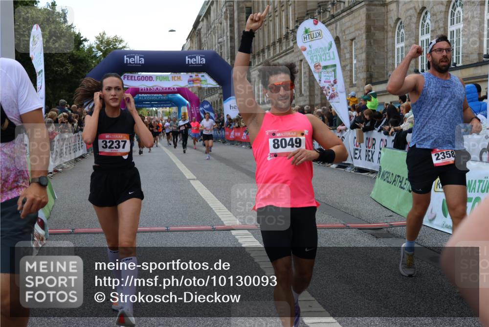 06.09.2026 - CURREX Alsterlauf Strokosch-Dieckow http://msf.ph/oto/10130093 06.09.2026 09:51:13 Ziel 2358, 3237, 4681, 4696, 4895, 5551, 5609, 5642, 5829, 5977, 6190, 6204, 6327, 6399, 8049, 8195 meine-sportfotos.de