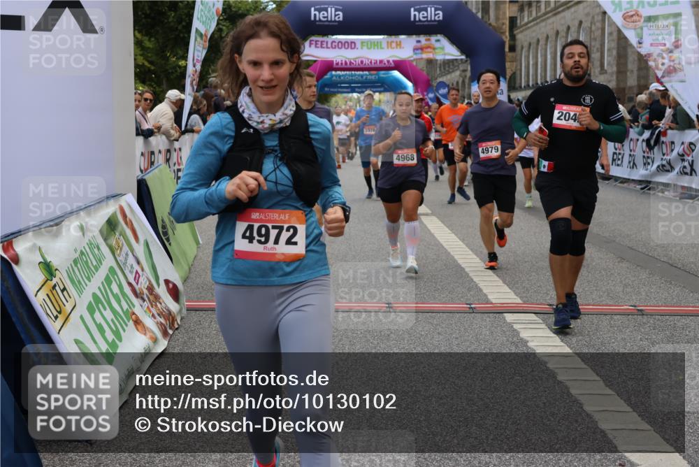 06.09.2026 - CURREX Alsterlauf Strokosch-Dieckow http://msf.ph/oto/10130102 06.09.2026 10:03:58 Ziel 2042, 2657, 2989, 3094, 3378, 3384, 3405, 3651, 3745, 3752, 3766, 4004, 4672, 4968, 4972, 4979, 5284, 5468, 6247, 8044, 8079 meine-sportfotos.de
