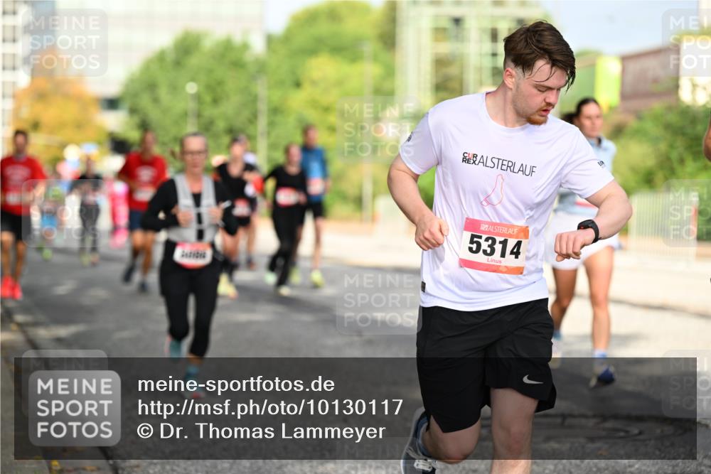06.09.2026 - CURREX Alsterlauf Dr. Thomas Lammeyer http://msf.ph/oto/10130117 06.09.2026 09:52:17 Laufen 5314 meine-sportfotos.de