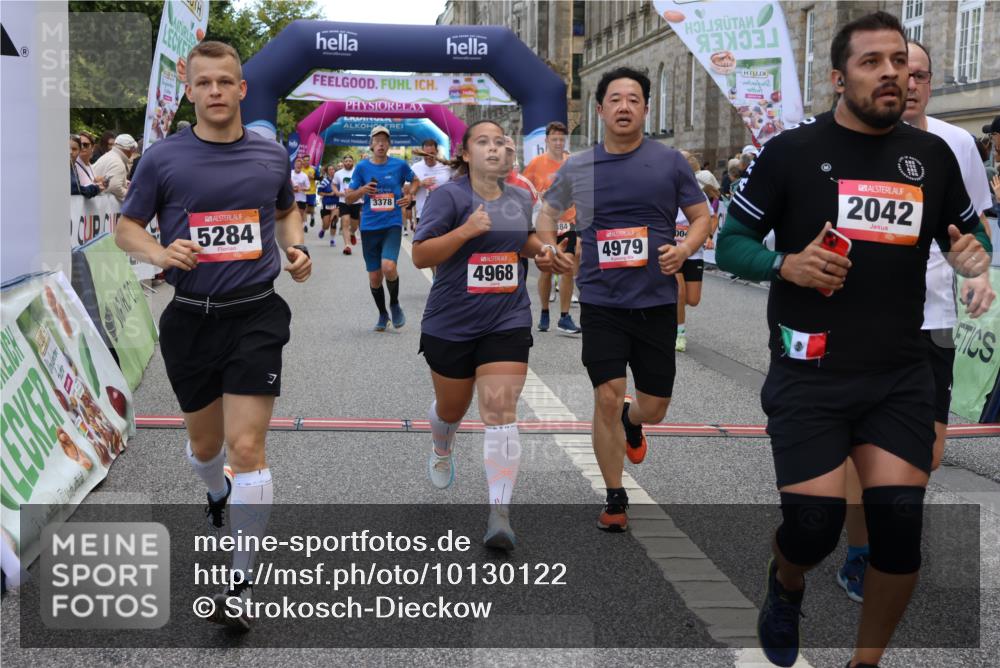 06.09.2026 - CURREX Alsterlauf Strokosch-Dieckow http://msf.ph/oto/10130122 06.09.2026 10:04:00 Ziel 2042, 2091, 2657, 2989, 3378, 3384, 3651, 3745, 3752, 3766, 4004, 4672, 4968, 4972, 4979, 5061, 5284, 5468, 6247, 8044, 8079 meine-sportfotos.de
