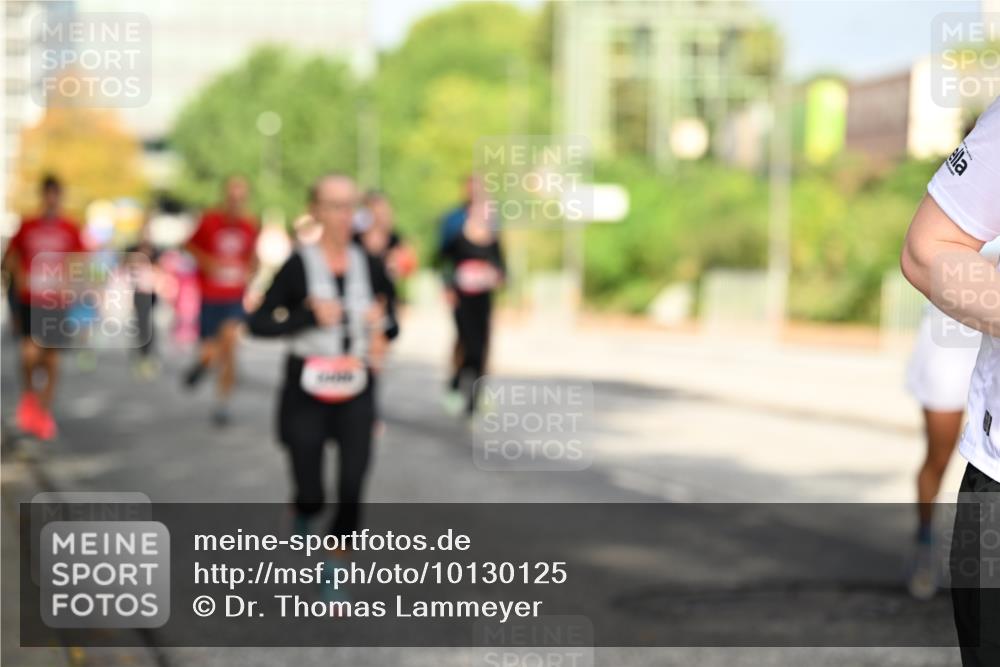 06.09.2026 - CURREX Alsterlauf Dr. Thomas Lammeyer http://msf.ph/oto/10130125 06.09.2026 09:52:18 Laufen  meine-sportfotos.de