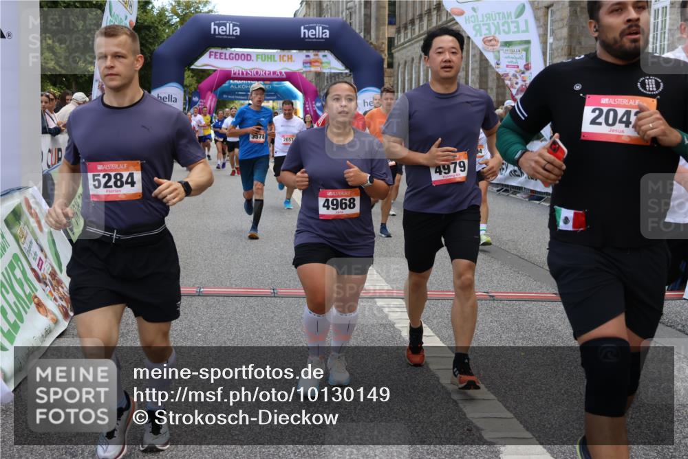 06.09.2026 - CURREX Alsterlauf Strokosch-Dieckow http://msf.ph/oto/10130149 06.09.2026 10:04:00 Ziel 2042, 2091, 2657, 2989, 3378, 3384, 3651, 3745, 3752, 3766, 4004, 4672, 4968, 4972, 4979, 5061, 5284, 5468, 6247, 8044, 8079 meine-sportfotos.de