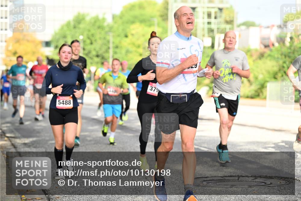 06.09.2026 - CURREX Alsterlauf Dr. Thomas Lammeyer http://msf.ph/oto/10130198 06.09.2026 09:52:25 Laufen 5488, 379 meine-sportfotos.de