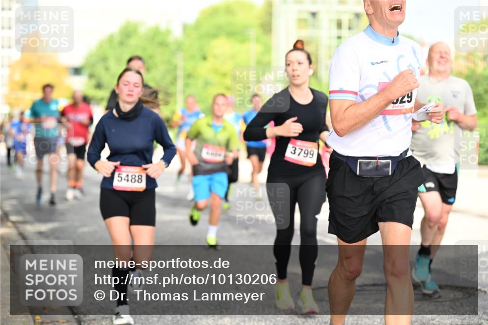 06.09.2026 - CURREX Alsterlauf Dr. Thomas Lammeyer http://msf.ph/oto/10130206 06.09.2026 09:52:26 Laufen 11, 11, 5488, 3799, 29 meine-sportfotos.de