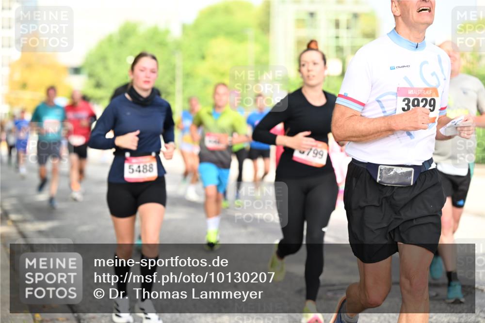 06.09.2026 - CURREX Alsterlauf Dr. Thomas Lammeyer http://msf.ph/oto/10130207 06.09.2026 09:52:26 Laufen 11, 5488, 799, 3929 meine-sportfotos.de