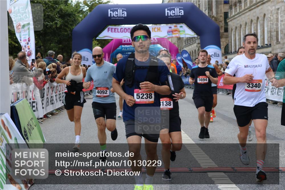 06.09.2026 - CURREX Alsterlauf Strokosch-Dieckow http://msf.ph/oto/10130229 06.09.2026 09:51:23 Ziel 2071, 2079, 2434, 2549, 2973, 2974, 3138, 3340, 3408, 3526, 3549, 3686, 3886, 4092, 4381, 4382, 4387, 4696, 4989, 5027, 5151, 5238, 5694, 5829, 5869, 5885, 6327, 6399, 8301 meine-sportfotos.de