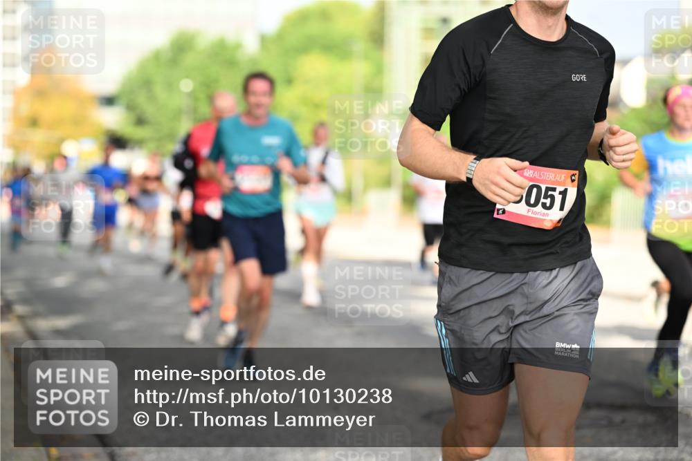 06.09.2026 - CURREX Alsterlauf Dr. Thomas Lammeyer http://msf.ph/oto/10130238 06.09.2026 09:52:29 Laufen 051 meine-sportfotos.de