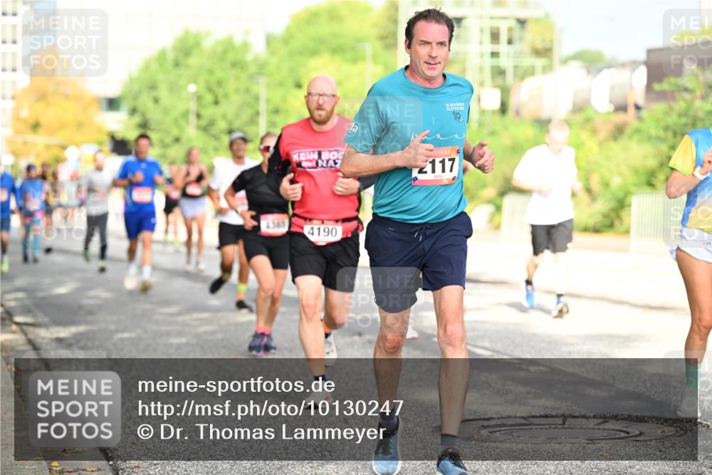 06.09.2026 - CURREX Alsterlauf Dr. Thomas Lammeyer http://msf.ph/oto/10130247 06.09.2026 09:52:30 Laufen 4190, 32, 1, 2117 meine-sportfotos.de