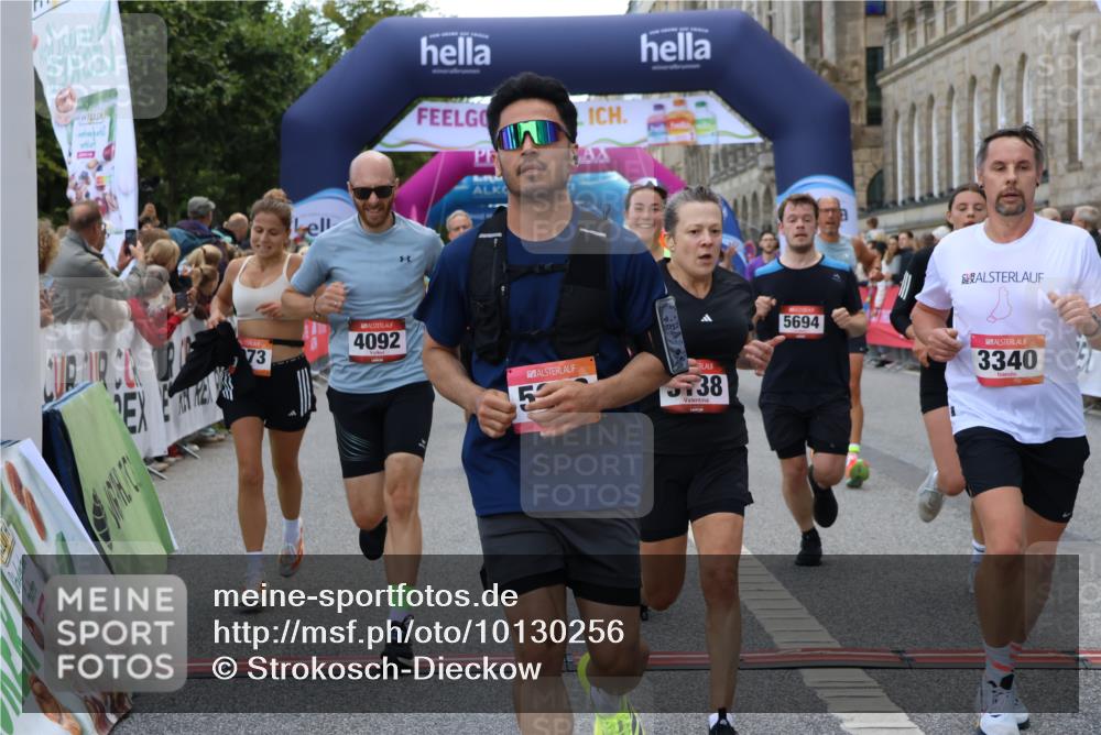 06.09.2026 - CURREX Alsterlauf Strokosch-Dieckow http://msf.ph/oto/10130256 06.09.2026 09:51:23 Ziel 2071, 2079, 2434, 2549, 2973, 2974, 3138, 3340, 3408, 3526, 3549, 3686, 3886, 4092, 4381, 4382, 4387, 4696, 4989, 5027, 5151, 5238, 5694, 5829, 5869, 5885, 6327, 6399, 8301 meine-sportfotos.de