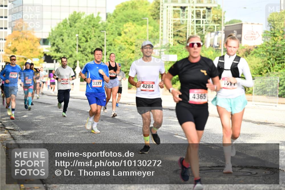 06.09.2026 - CURREX Alsterlauf Dr. Thomas Lammeyer http://msf.ph/oto/10130272 06.09.2026 09:52:33 Laufen 8211, 3225, 4135, 2277, 2372, 4284, 4365, 3417 meine-sportfotos.de