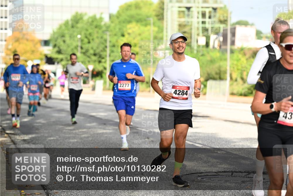 06.09.2026 - CURREX Alsterlauf Dr. Thomas Lammeyer http://msf.ph/oto/10130282 06.09.2026 09:52:34 Laufen 2277, 4284, 43 meine-sportfotos.de