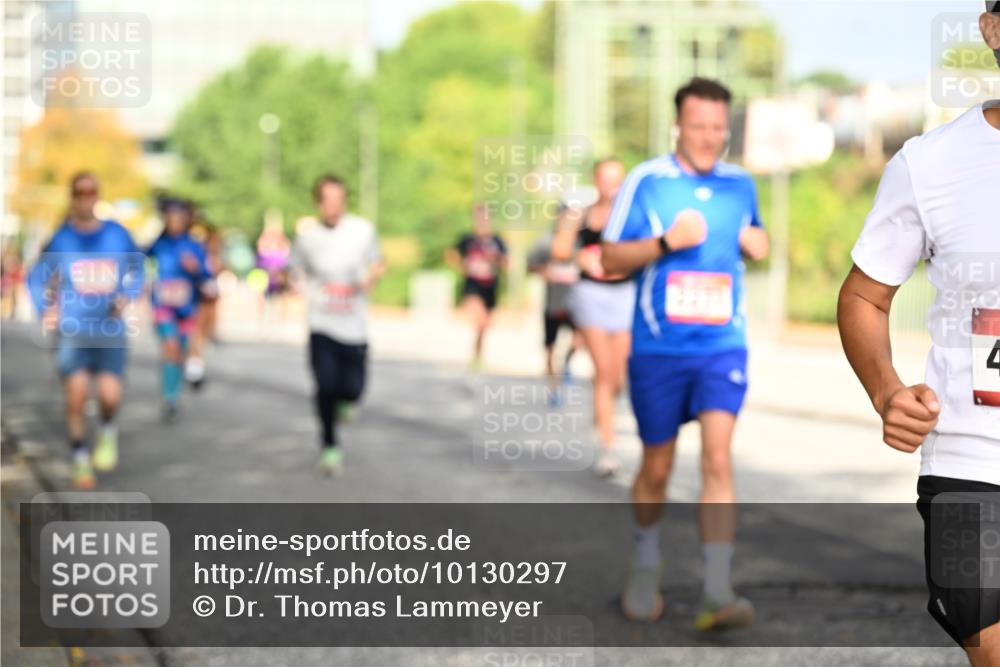 06.09.2026 - CURREX Alsterlauf Dr. Thomas Lammeyer http://msf.ph/oto/10130297 06.09.2026 09:52:35 Laufen  meine-sportfotos.de