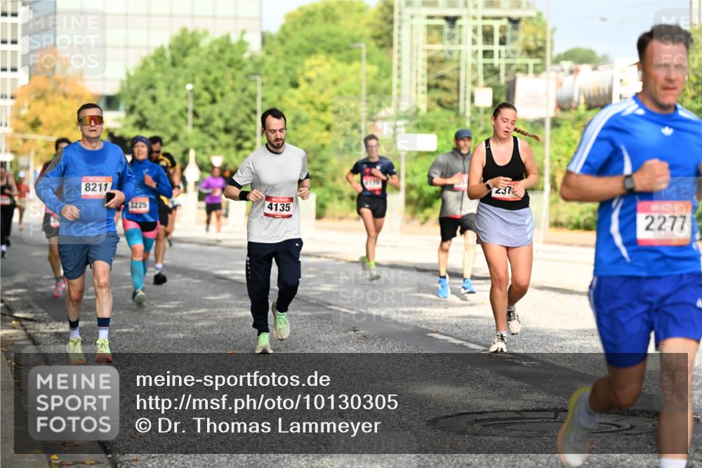 06.09.2026 - CURREX Alsterlauf Dr. Thomas Lammeyer http://msf.ph/oto/10130305 06.09.2026 09:52:36 Laufen 8211, 1225, 237, 4135, 2277 meine-sportfotos.de
