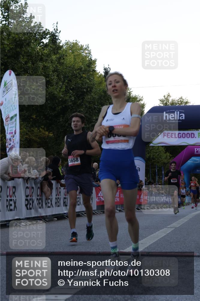 06.09.2026 - CURREX Alsterlauf Yannick Fuchs http://msf.ph/oto/10130308 06.09.2026 09:38:07 Ziel 2562, 3866, 4176, 5658, 5901, 6003 meine-sportfotos.de