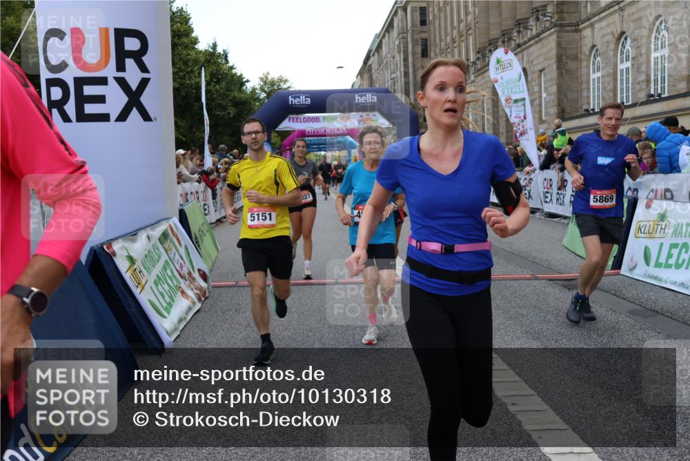 06.09.2026 - CURREX Alsterlauf Strokosch-Dieckow http://msf.ph/oto/10130318 06.09.2026 09:51:28 Ziel 2023, 2071, 2079, 2973, 2974, 3138, 3286, 3340, 3408, 3526, 3686, 3886, 4092, 4387, 4989, 5027, 5151, 5238, 5694, 5869, 6490, 8301 meine-sportfotos.de