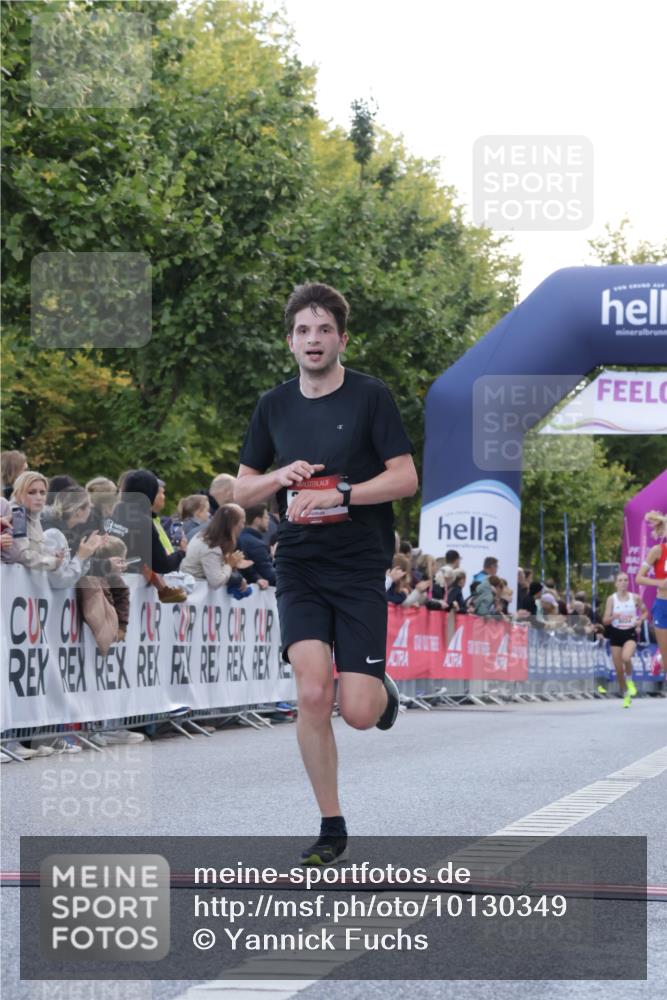 06.09.2026 - CURREX Alsterlauf Yannick Fuchs http://msf.ph/oto/10130349 06.09.2026 09:38:10 Ziel 2562, 3866, 4176, 4432, 5658, 6003 meine-sportfotos.de