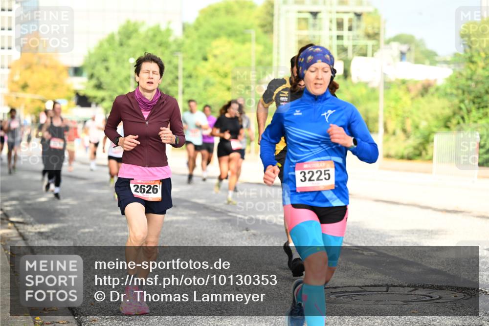 06.09.2026 - CURREX Alsterlauf Dr. Thomas Lammeyer http://msf.ph/oto/10130353 06.09.2026 09:52:40 Laufen 2626, 3225 meine-sportfotos.de