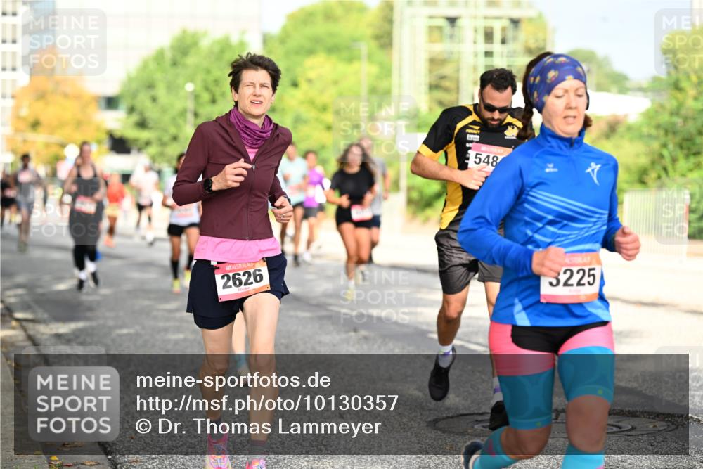 06.09.2026 - CURREX Alsterlauf Dr. Thomas Lammeyer http://msf.ph/oto/10130357 06.09.2026 09:52:41 Laufen 2626, 548, 3225 meine-sportfotos.de