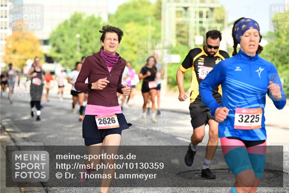 06.09.2026 - CURREX Alsterlauf Dr. Thomas Lammeyer http://msf.ph/oto/10130359 06.09.2026 09:52:41 Laufen 2626, 54, 3225 meine-sportfotos.de