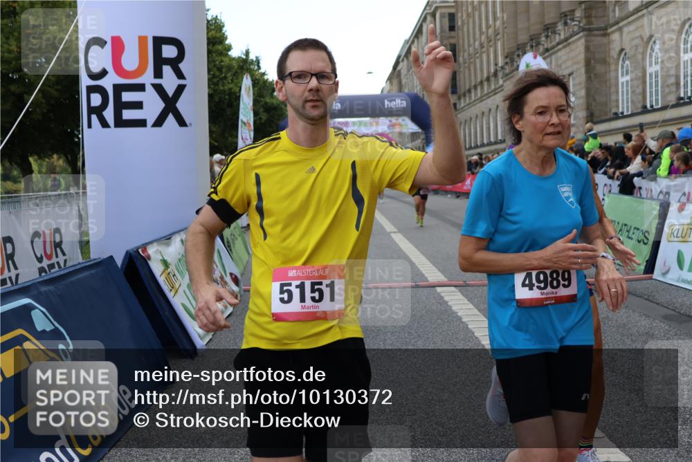 06.09.2026 - CURREX Alsterlauf Strokosch-Dieckow http://msf.ph/oto/10130372 06.09.2026 09:51:29 Ziel 2023, 2071, 2079, 2973, 2974, 3138, 3286, 3340, 3408, 3526, 3686, 3733, 3886, 4092, 4387, 4989, 5027, 5151, 5230, 5238, 5694, 5869, 6490, 8301 meine-sportfotos.de