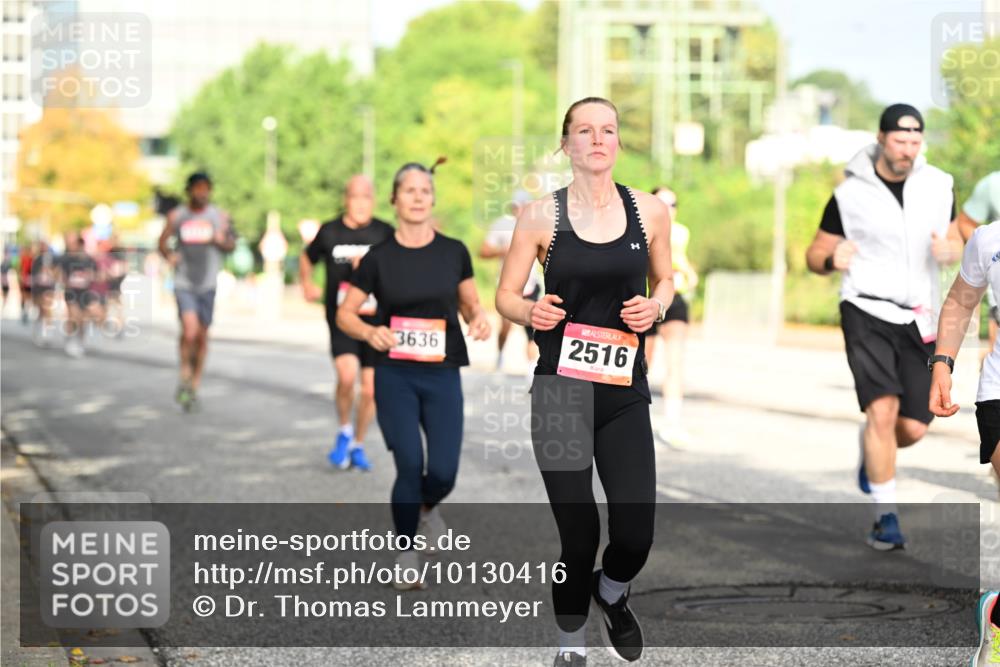 06.09.2026 - CURREX Alsterlauf Dr. Thomas Lammeyer http://msf.ph/oto/10130416 06.09.2026 09:52:46 Laufen 3636, 2516 meine-sportfotos.de