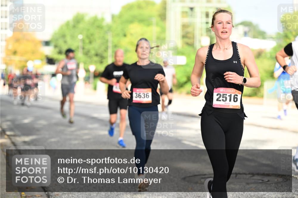 06.09.2026 - CURREX Alsterlauf Dr. Thomas Lammeyer http://msf.ph/oto/10130420 06.09.2026 09:52:47 Laufen 11, 3636, 2516 meine-sportfotos.de