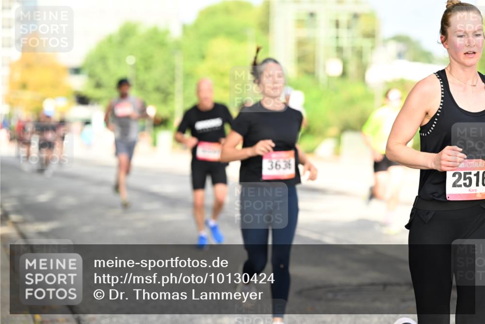 06.09.2026 - CURREX Alsterlauf Dr. Thomas Lammeyer http://msf.ph/oto/10130424 06.09.2026 09:52:47 Laufen 363, 2516 meine-sportfotos.de