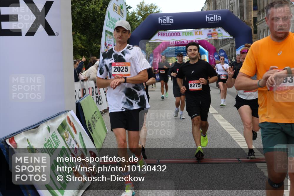 06.09.2026 - CURREX Alsterlauf Strokosch-Dieckow http://msf.ph/oto/10130432 06.09.2026 10:04:26 Ziel 2025, 2303, 2437, 2581, 3435, 3696, 3711, 3959, 3962, 4131, 4179, 4376, 4630, 4768, 4812, 5046, 5718, 5816, 6193 meine-sportfotos.de
