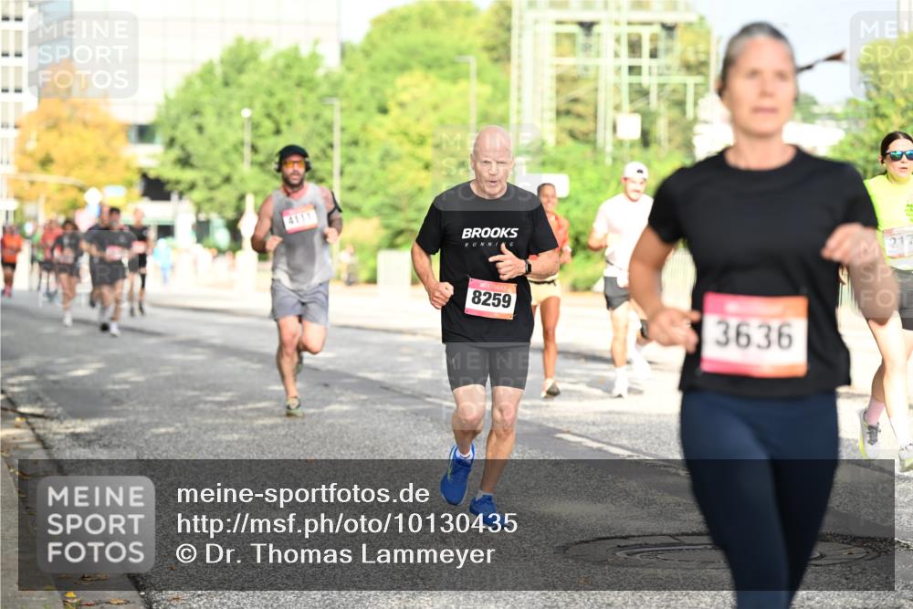 06.09.2026 - CURREX Alsterlauf Dr. Thomas Lammeyer http://msf.ph/oto/10130435 06.09.2026 09:52:48 Laufen 4111, 8259, 3636 meine-sportfotos.de
