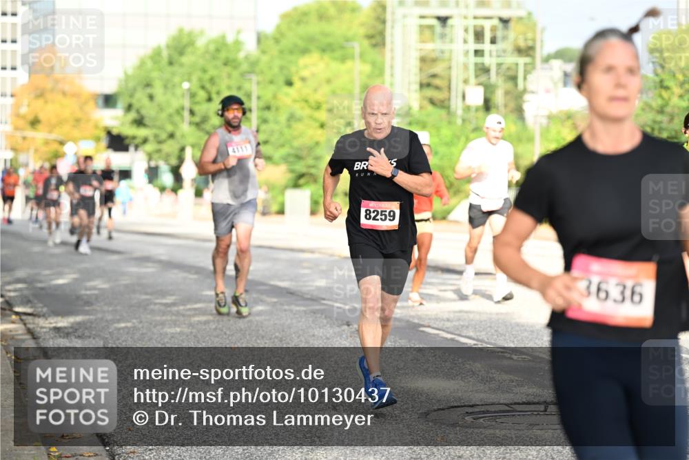 06.09.2026 - CURREX Alsterlauf Dr. Thomas Lammeyer http://msf.ph/oto/10130437 06.09.2026 09:52:48 Laufen 4111, 8259, 3636 meine-sportfotos.de