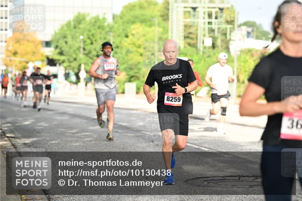 06.09.2026 - CURREX Alsterlauf Dr. Thomas Lammeyer http://msf.ph/oto/10130438 06.09.2026 09:52:48 Laufen 4111, 8259, 36 meine-sportfotos.de