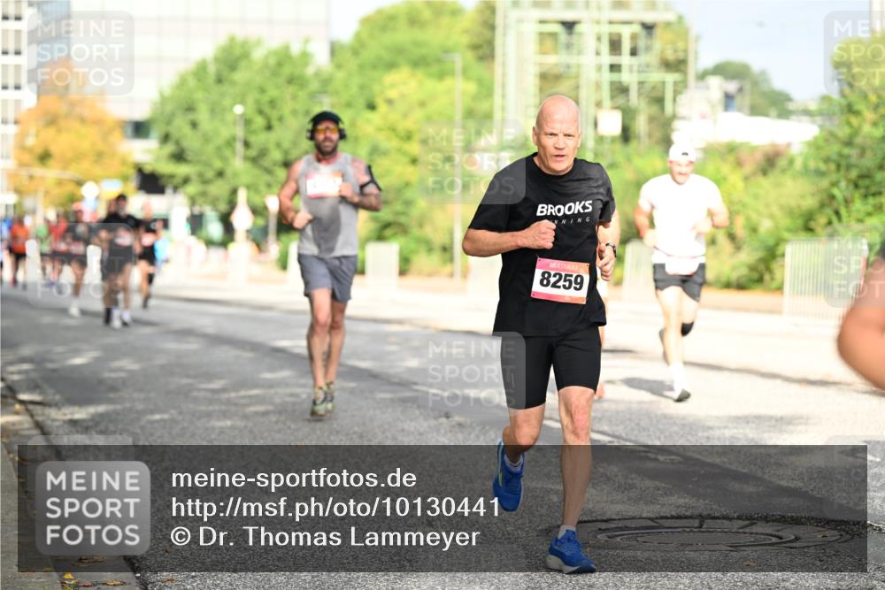 06.09.2026 - CURREX Alsterlauf Dr. Thomas Lammeyer http://msf.ph/oto/10130441 06.09.2026 09:52:49 Laufen 8259 meine-sportfotos.de