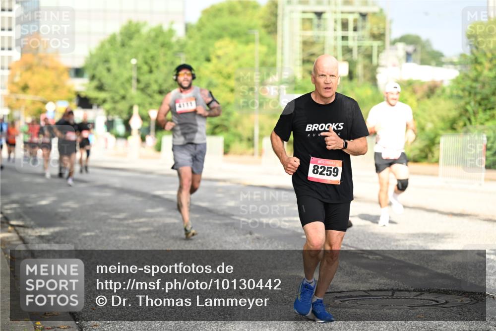 06.09.2026 - CURREX Alsterlauf Dr. Thomas Lammeyer http://msf.ph/oto/10130442 06.09.2026 09:52:49 Laufen 4111, 8259 meine-sportfotos.de