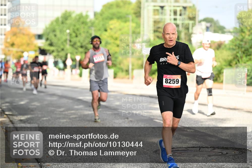 06.09.2026 - CURREX Alsterlauf Dr. Thomas Lammeyer http://msf.ph/oto/10130444 06.09.2026 09:52:49 Laufen 8259 meine-sportfotos.de
