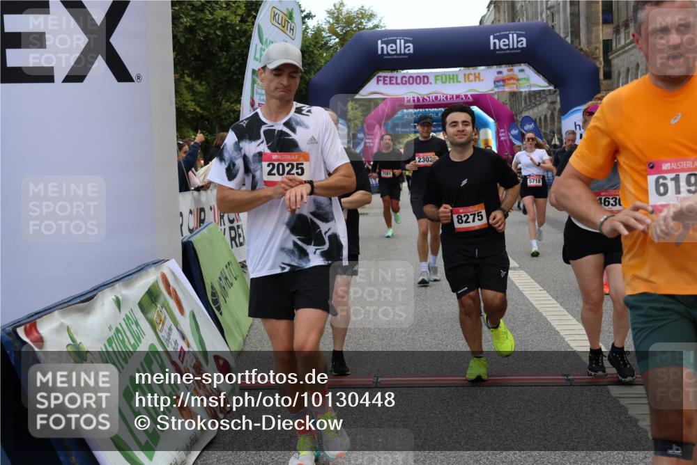 06.09.2026 - CURREX Alsterlauf Strokosch-Dieckow http://msf.ph/oto/10130448 06.09.2026 10:04:26 Ziel 2025, 2303, 2437, 2581, 3435, 3696, 3711, 3959, 3962, 4131, 4179, 4376, 4630, 4768, 4812, 5046, 5718, 5816, 6193 meine-sportfotos.de