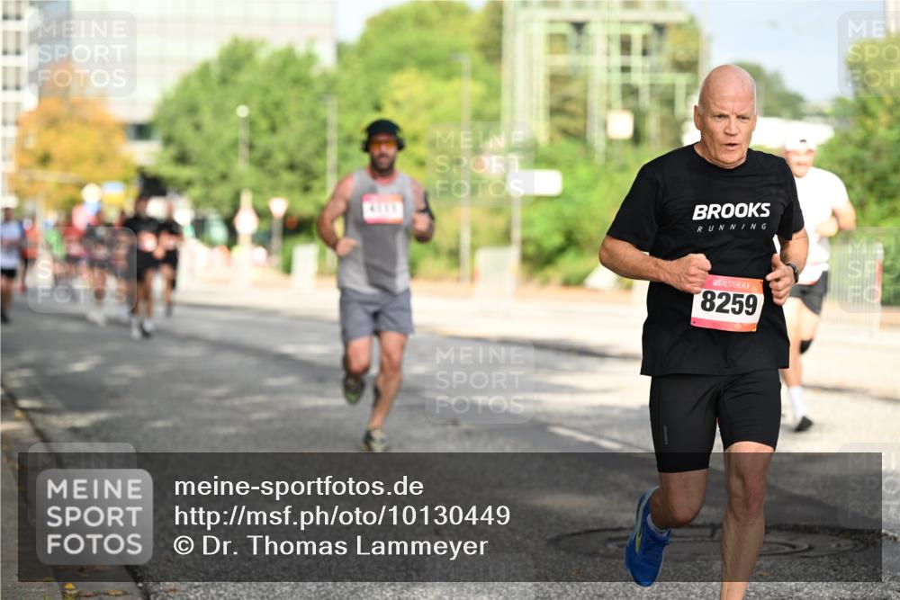 06.09.2026 - CURREX Alsterlauf Dr. Thomas Lammeyer http://msf.ph/oto/10130449 06.09.2026 09:52:49 Laufen 8259 meine-sportfotos.de
