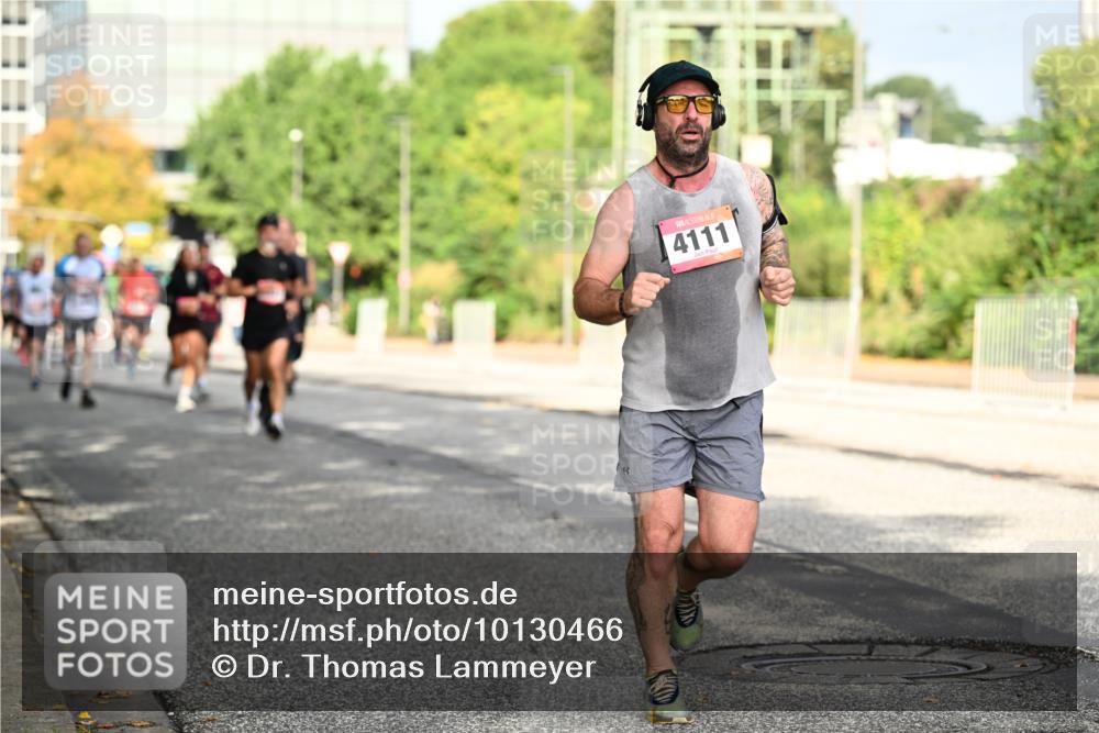 06.09.2026 - CURREX Alsterlauf Dr. Thomas Lammeyer http://msf.ph/oto/10130466 06.09.2026 09:52:51 Laufen 4111 meine-sportfotos.de