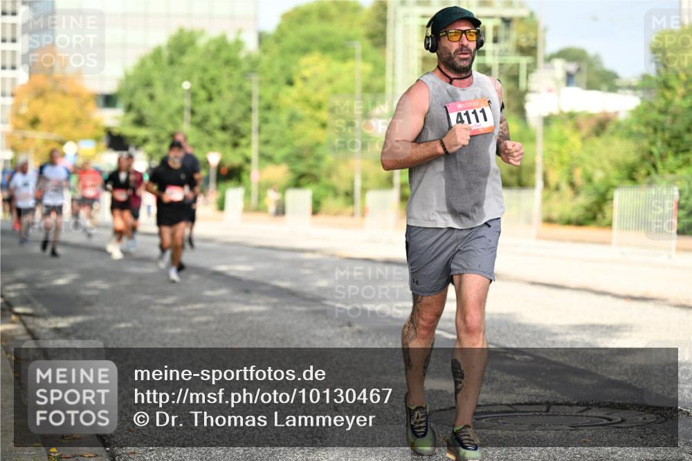 06.09.2026 - CURREX Alsterlauf Dr. Thomas Lammeyer http://msf.ph/oto/10130467 06.09.2026 09:52:52 Laufen 4111 meine-sportfotos.de