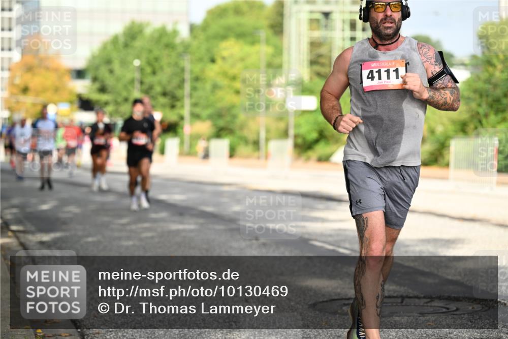 06.09.2026 - CURREX Alsterlauf Dr. Thomas Lammeyer http://msf.ph/oto/10130469 06.09.2026 09:52:52 Laufen 4111 meine-sportfotos.de
