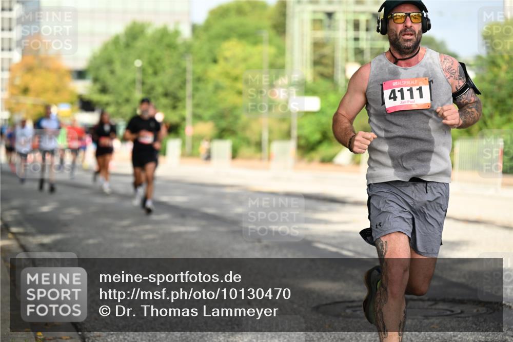 06.09.2026 - CURREX Alsterlauf Dr. Thomas Lammeyer http://msf.ph/oto/10130470 06.09.2026 09:52:52 Laufen 4111 meine-sportfotos.de