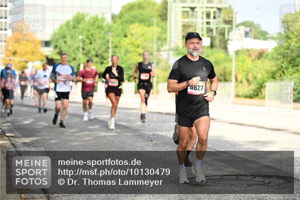 06.09.2026 - CURREX Alsterlauf Dr. Thomas Lammeyer http://msf.ph/oto/10130479 06.09.2026 09:52:56 Laufen 4627 meine-sportfotos.de
