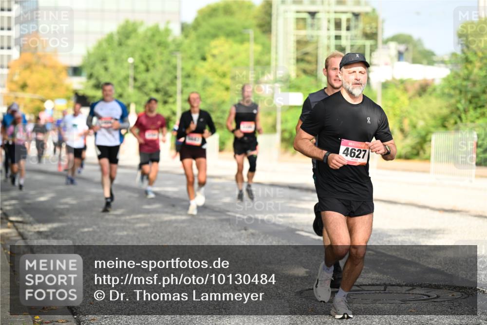 06.09.2026 - CURREX Alsterlauf Dr. Thomas Lammeyer http://msf.ph/oto/10130484 06.09.2026 09:52:56 Laufen 4627 meine-sportfotos.de