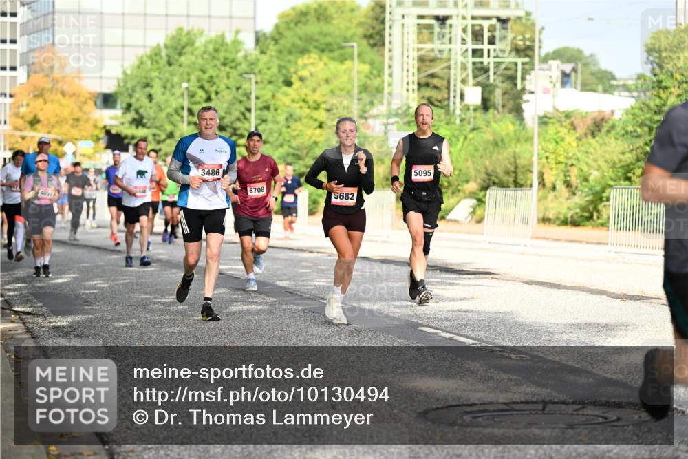 06.09.2026 - CURREX Alsterlauf Dr. Thomas Lammeyer http://msf.ph/oto/10130494 06.09.2026 09:52:57 Laufen 4057, 3486, 5708, 5095, 5682 meine-sportfotos.de
