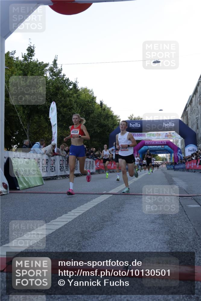 06.09.2026 - CURREX Alsterlauf Yannick Fuchs http://msf.ph/oto/10130501 06.09.2026 09:38:15 Ziel 3866, 4432, 4983, 5513, 5658, 6309, 8024 meine-sportfotos.de