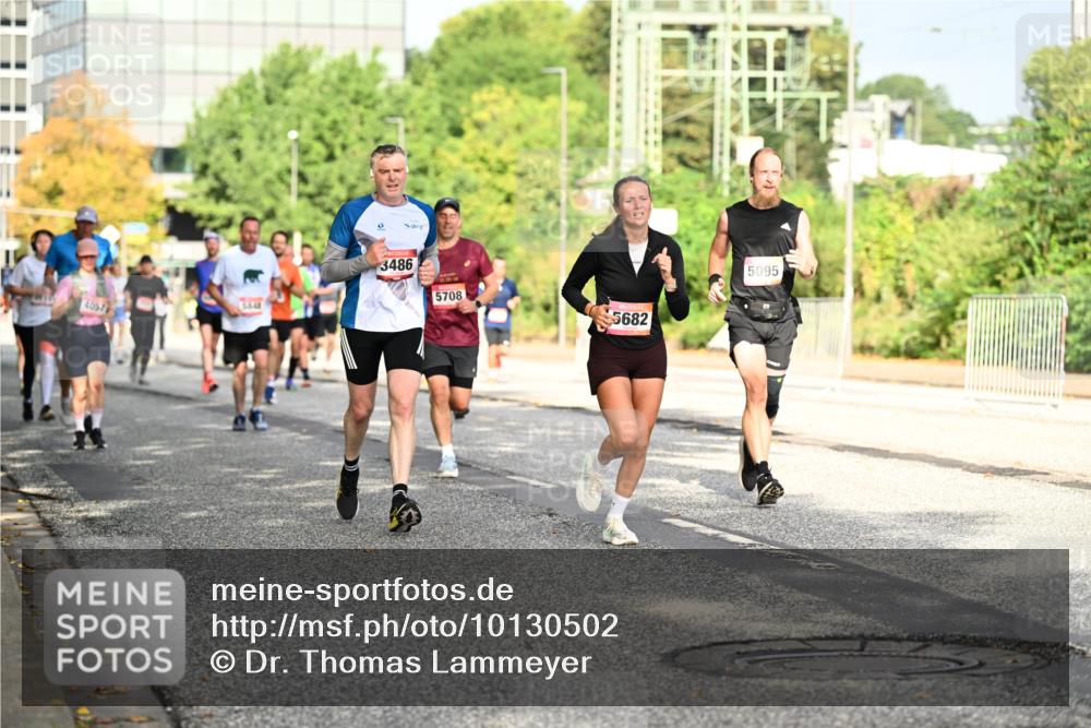 06.09.2026 - CURREX Alsterlauf Dr. Thomas Lammeyer http://msf.ph/oto/10130502 06.09.2026 09:52:58 Laufen 4057, 3444, 3486, 5708, 5682, 5095 meine-sportfotos.de