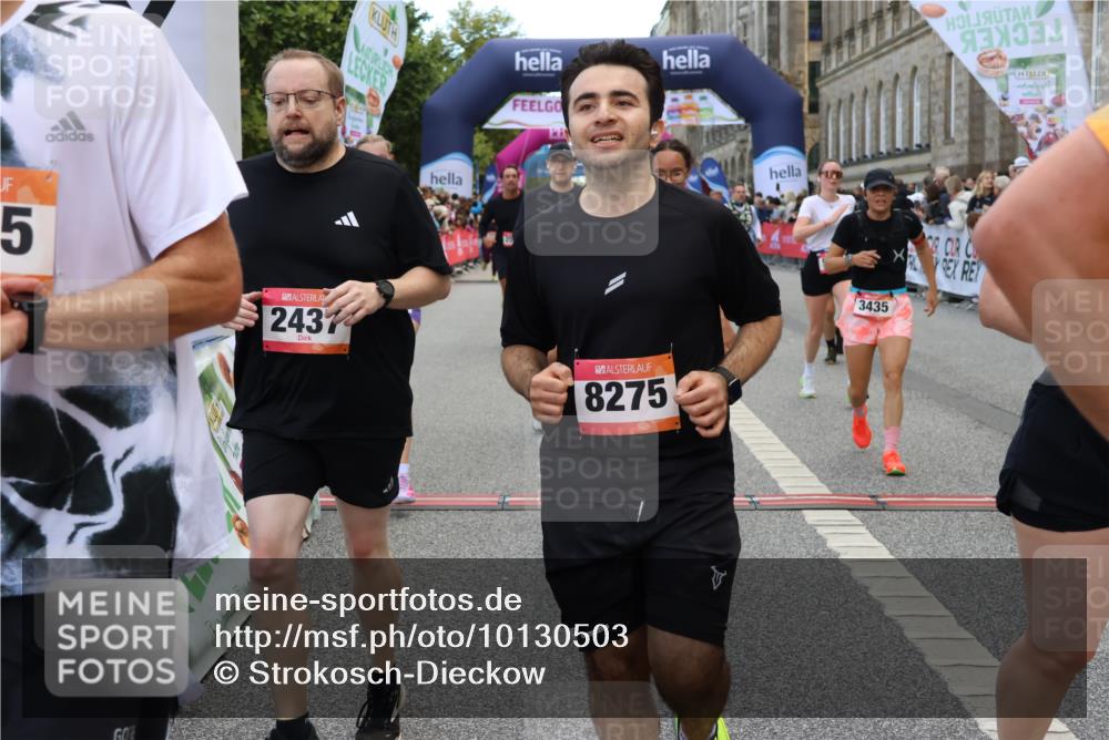 06.09.2026 - CURREX Alsterlauf Strokosch-Dieckow http://msf.ph/oto/10130503 06.09.2026 10:04:28 Ziel 2025, 2303, 2437, 2581, 3435, 3696, 3711, 4179, 4376, 4630, 4768, 4812, 5046, 5718, 5816, 6193 meine-sportfotos.de
