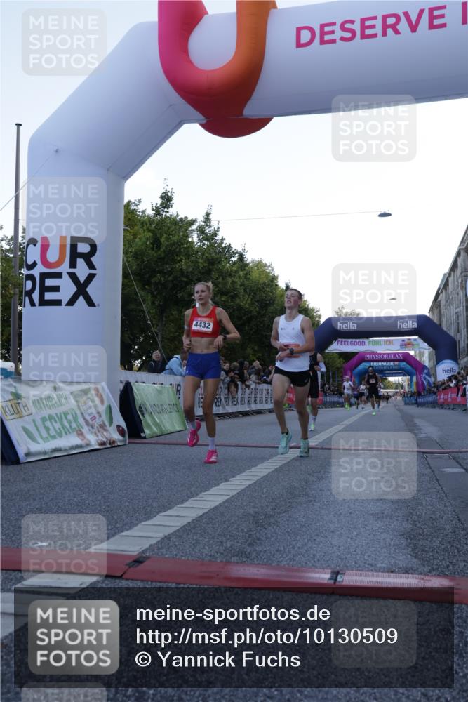 06.09.2026 - CURREX Alsterlauf Yannick Fuchs http://msf.ph/oto/10130509 06.09.2026 09:38:15 Ziel 3866, 4432, 4983, 5513, 5658, 6309, 8024 meine-sportfotos.de